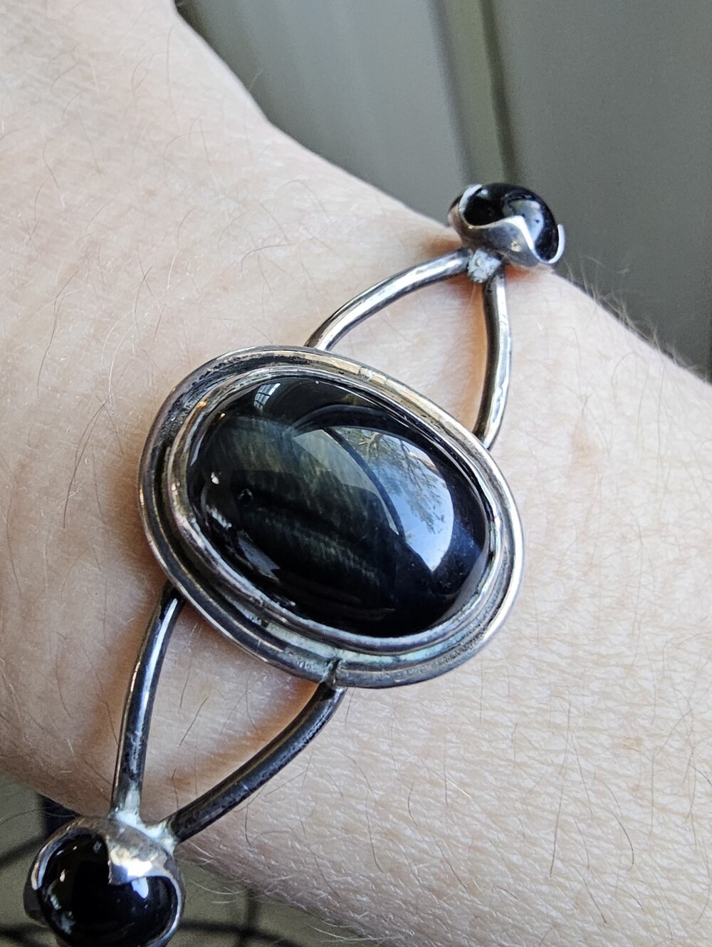 Vintage Native American Black Onyx & Sterling Silver Bracelet Ring & Earrings - Picture 3 of 8